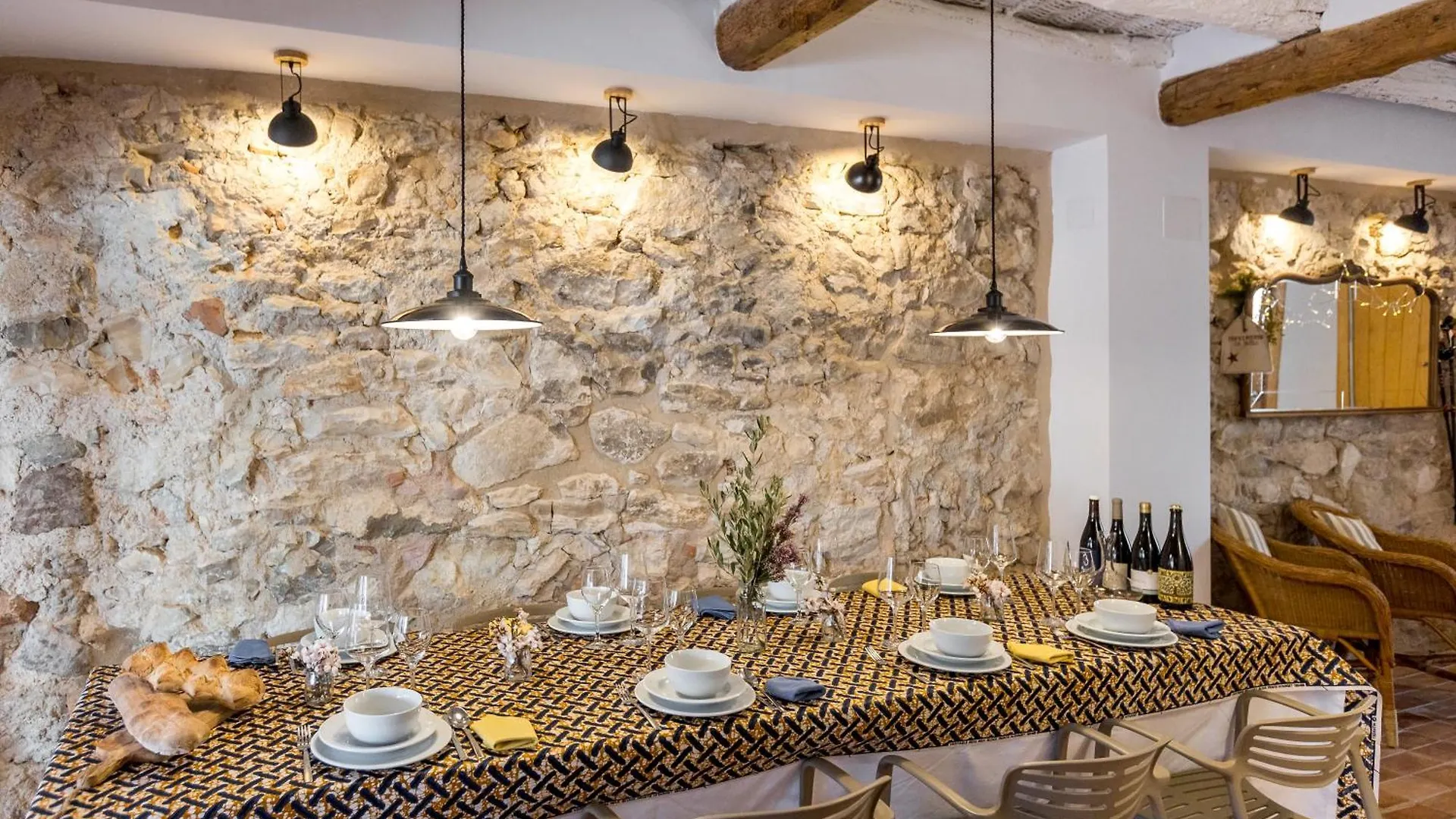 Casa Rural Boutique Ca Bolo Pinell de Bray Villa